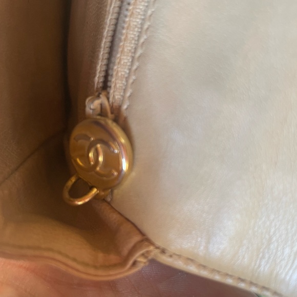 Chanel Waist belt bag - Picture 3 of 15